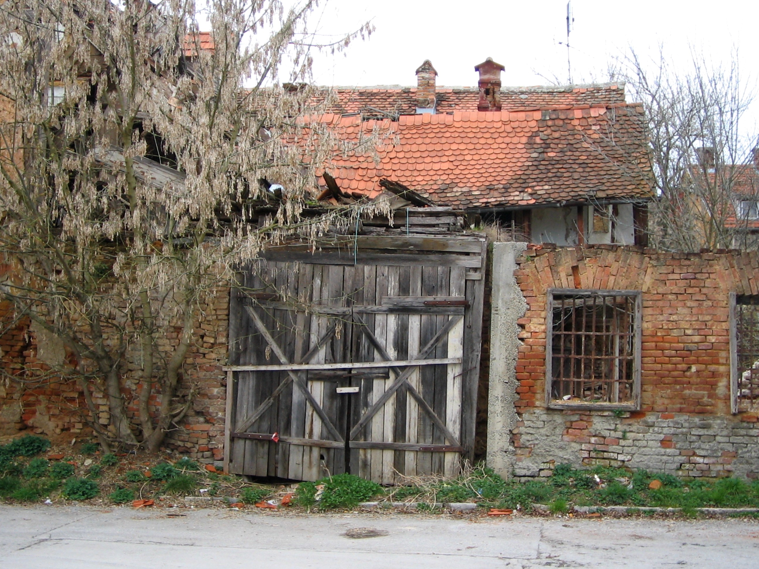 Napušteni Karlovac. Foto: Chris. Izvor: https://www.flickr.com/photos/cr01/