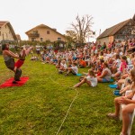 U Kamanju je 10. 9. 2016. godine u sklopu Festivala DOK - festivala za ljude dobre volje - gostovao zagrebački kolektiv "Cirkorama". Foto: Denis Stošić
